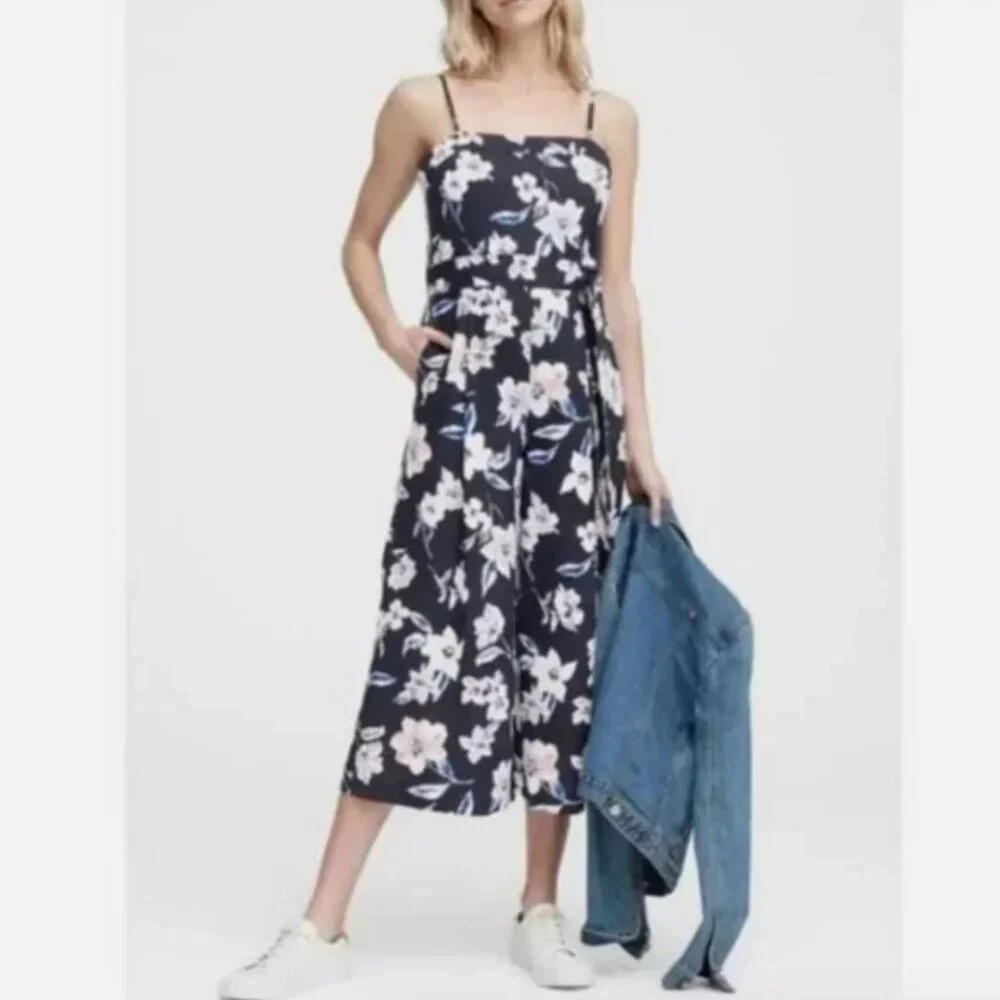 Banana Republic Linen-Cotton Cropped Wide Leg Jumpsuit - Picture 5 of 5